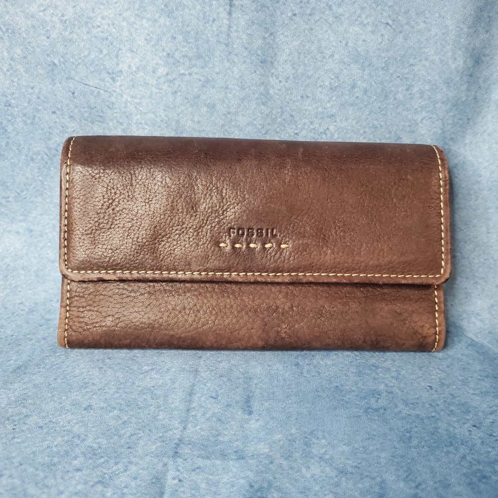 Fossil Brown Leather Tri Fold Wallet Checkbook Snap Closure Coin Pocket Pen Band